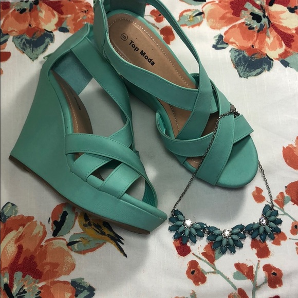 TOP Moda Shoes - Free gift 💝! NEW Top Moda Wedges.